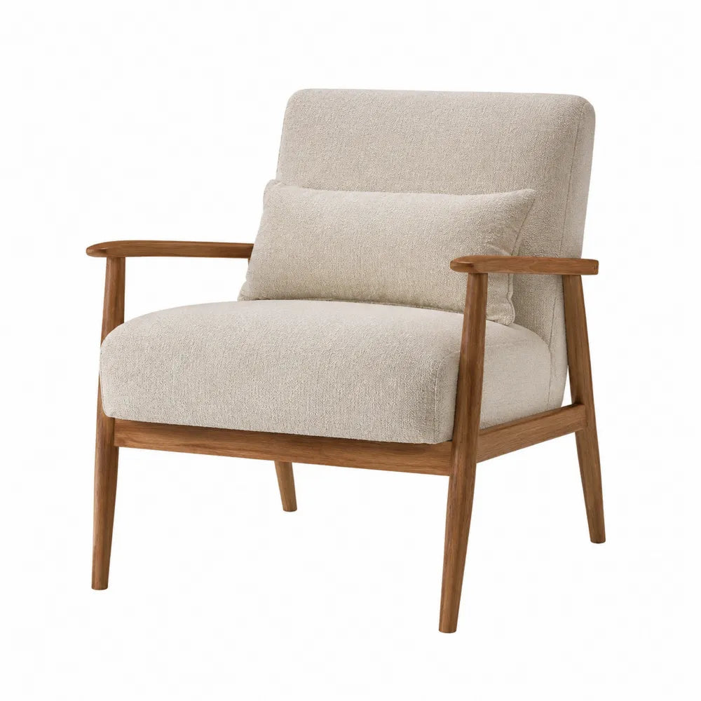 Silla de salón con estructura de madera de roble y tapizado en beige