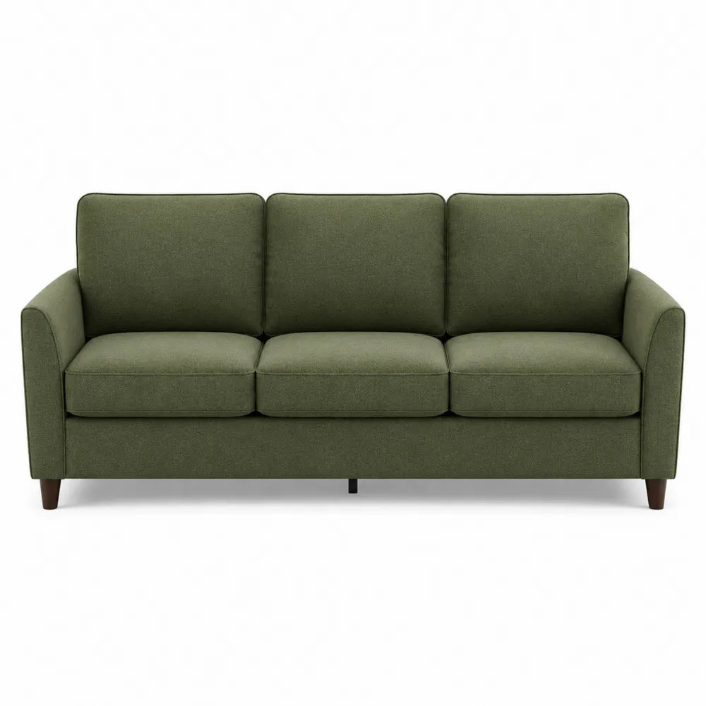 Sofá de tres plazas de tela verde oliva y patas de madera